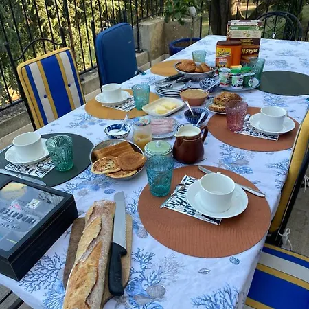 فندق مبيت وإفطار Chateau Le Perchoir 3*